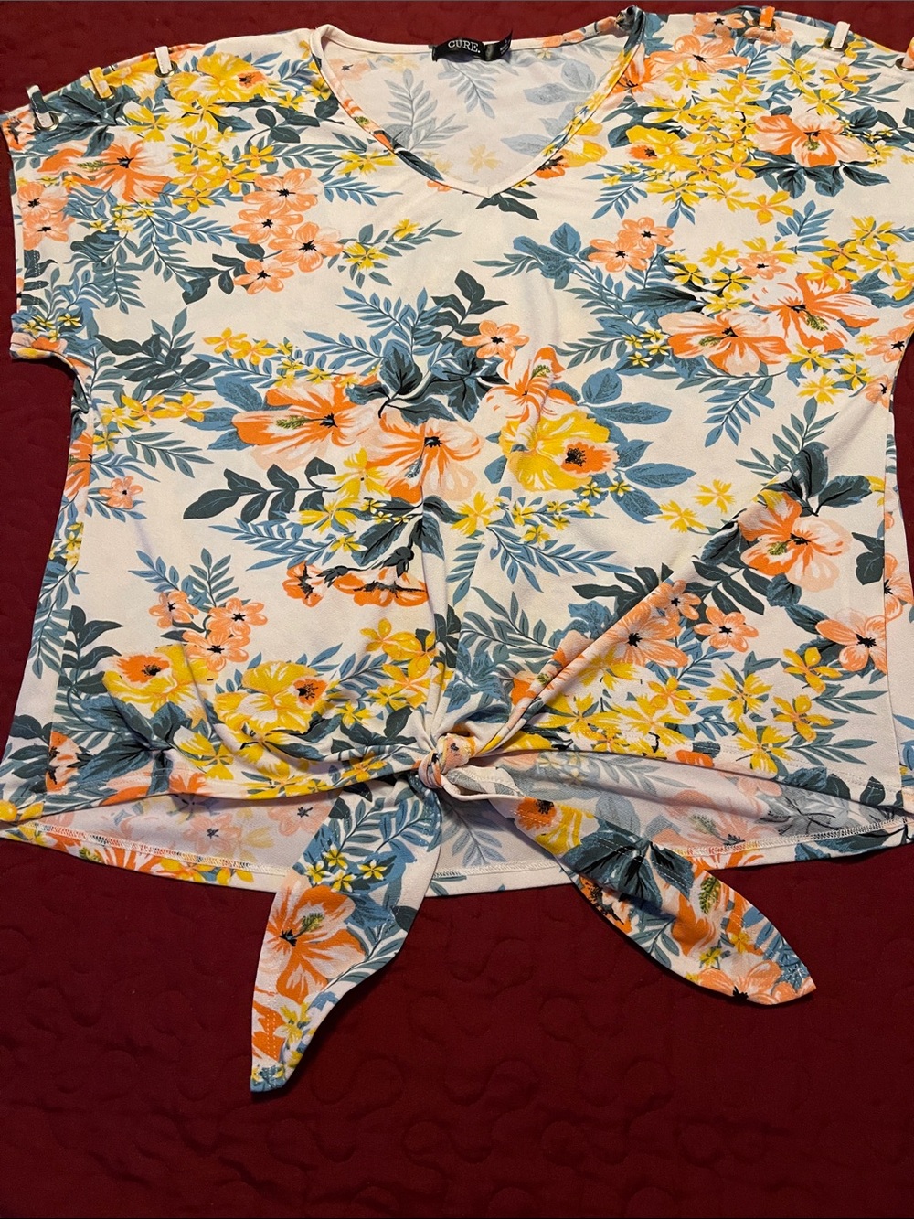 Gilli Cream Floral Tie-Front Crop Top in Yellow & Peach